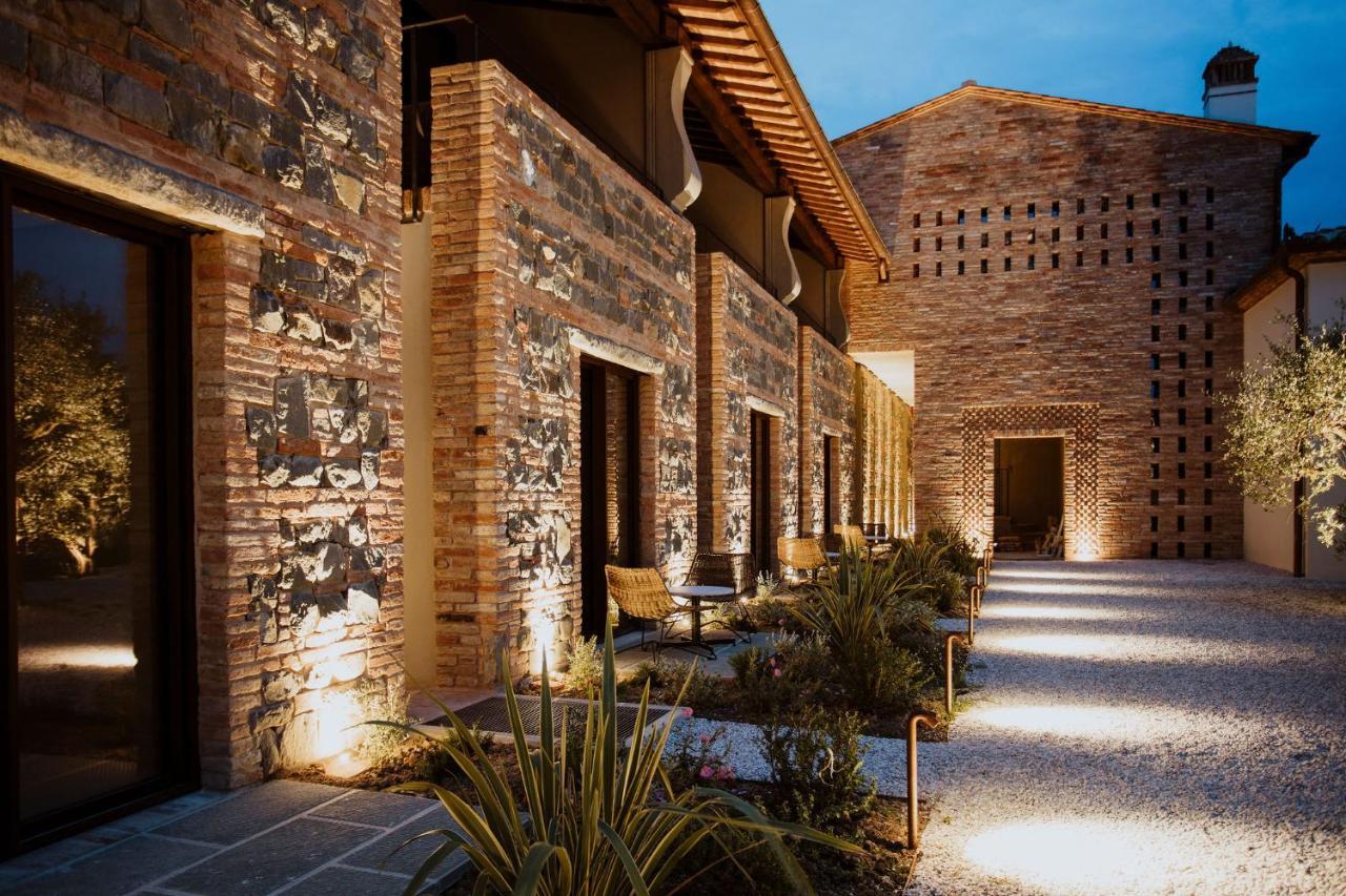 Borgo 69 Villas & Suites Foiano Della Chiana Buitenkant foto