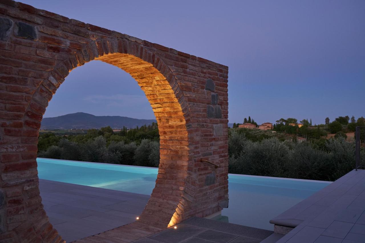 Borgo 69 Villas & Suites Foiano Della Chiana Buitenkant foto