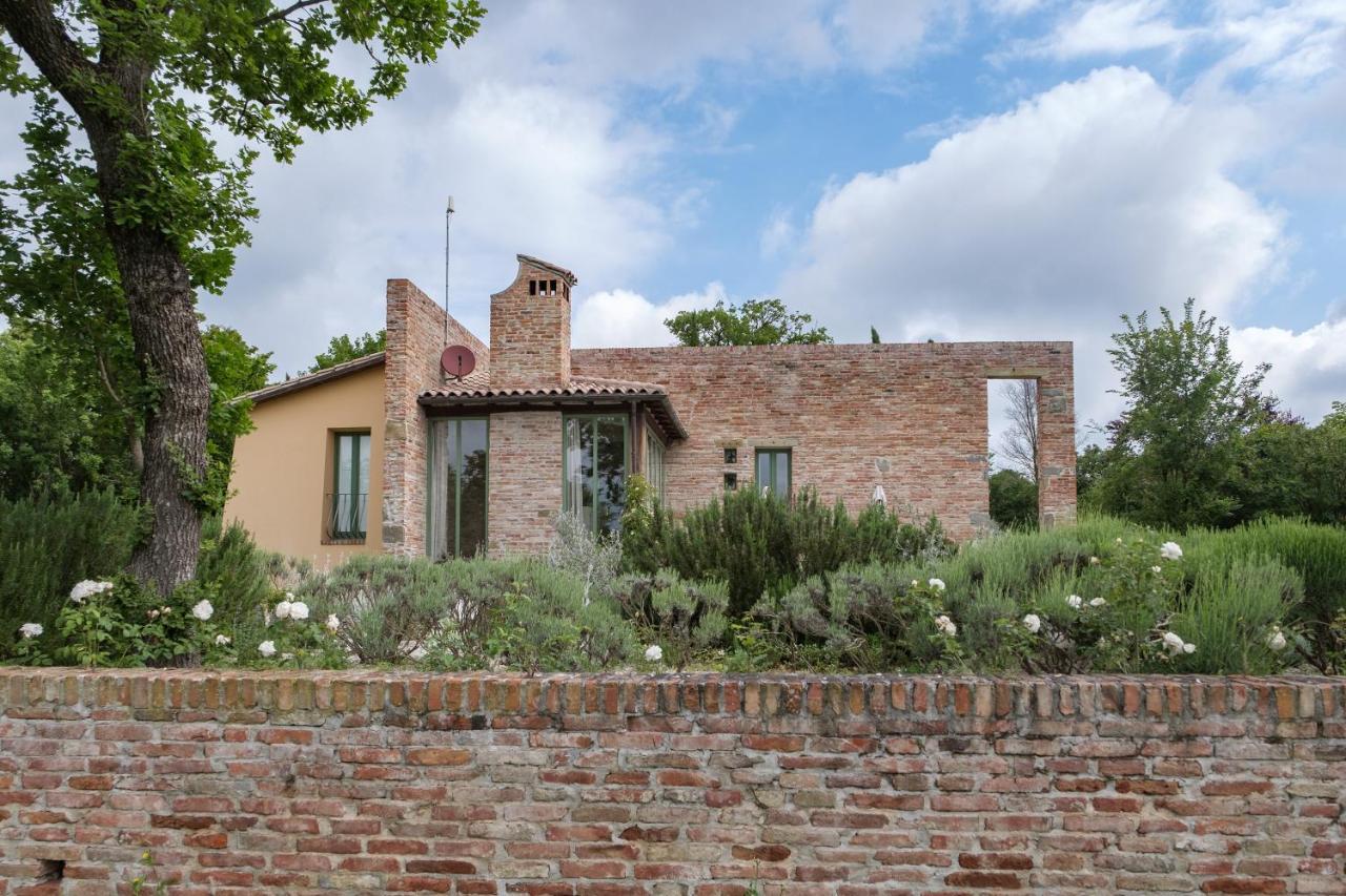 Borgo 69 Villas & Suites Foiano Della Chiana Buitenkant foto